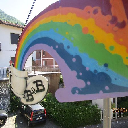 Rainbow House Lägenhet Esino Lario Exteriör bild