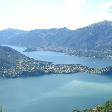 Rainbow House Lägenhet Esino Lario Exteriör bild