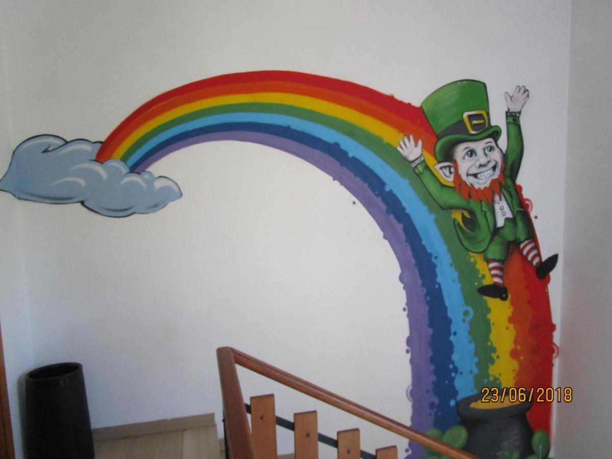 Rainbow House Lägenhet Esino Lario Exteriör bild