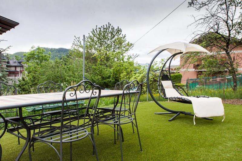 Rainbow House Lägenhet Esino Lario Exteriör bild