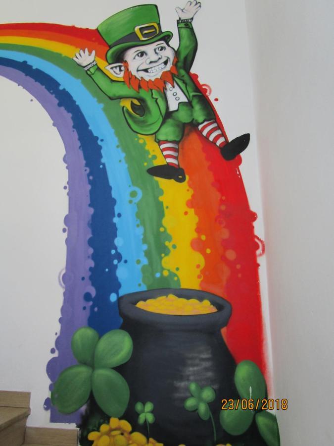 Rainbow House Lägenhet Esino Lario Exteriör bild